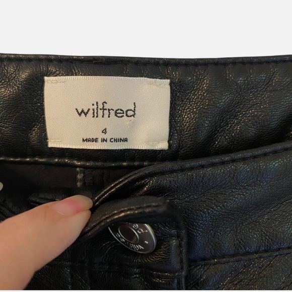 Wilfred The Melina Black Faux Vegan Leather Trousers Pants Sz 4 Mobwife 90s Vibe - Picture 3 of 8